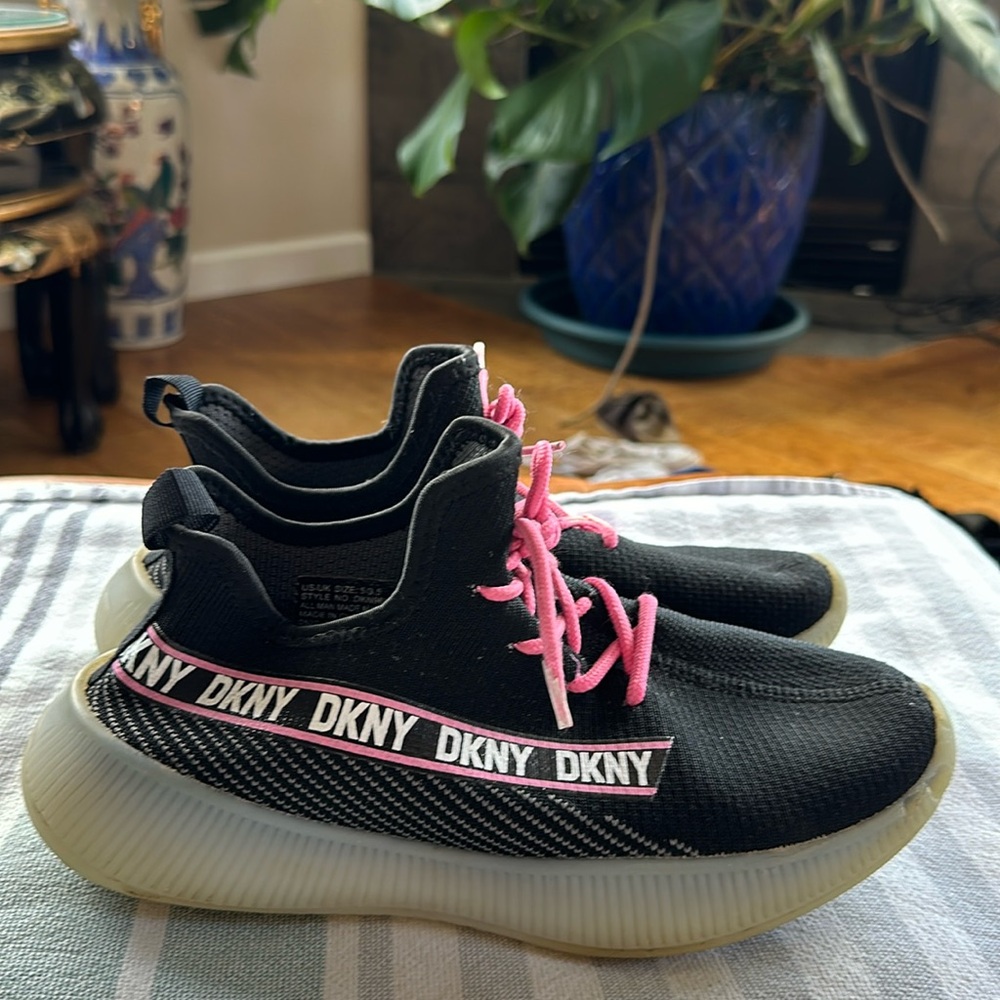 DYNY Girl’s Sneakers